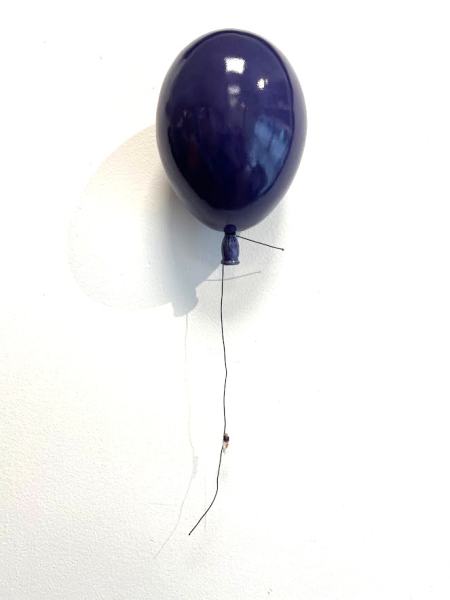 Blå ballong #19 (blank) av Kristin Antonsen