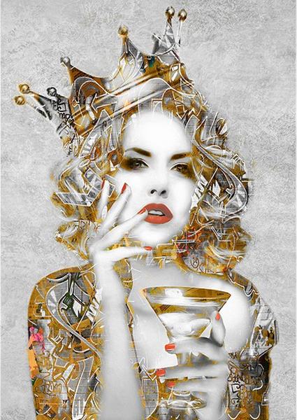 The Queen (golden) av Liz Ravn