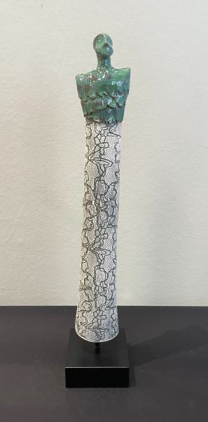 Blondekjole i grønt av Elin Rødahl Thingnes