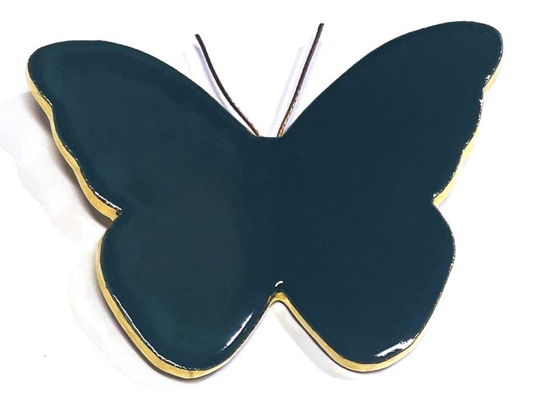 Sommerfugl (med gull) av Kristin Antonsen