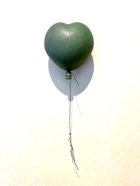 Grønn hjerteballong #15 av Kristin Antonsen